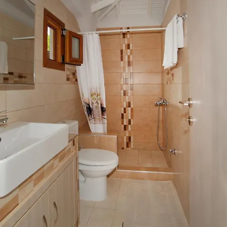 Daphnes Ájosz Nikólaosz