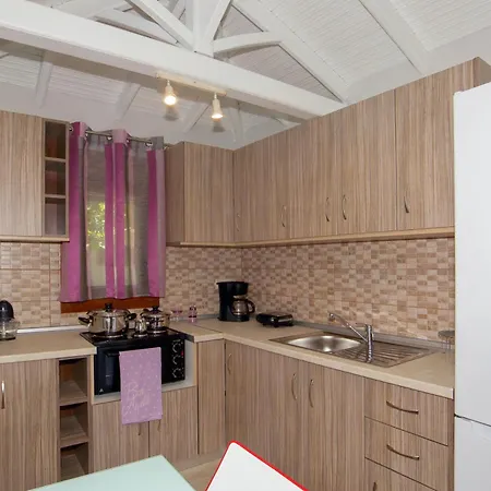 Daphnes * Ájosz Nikólaosz